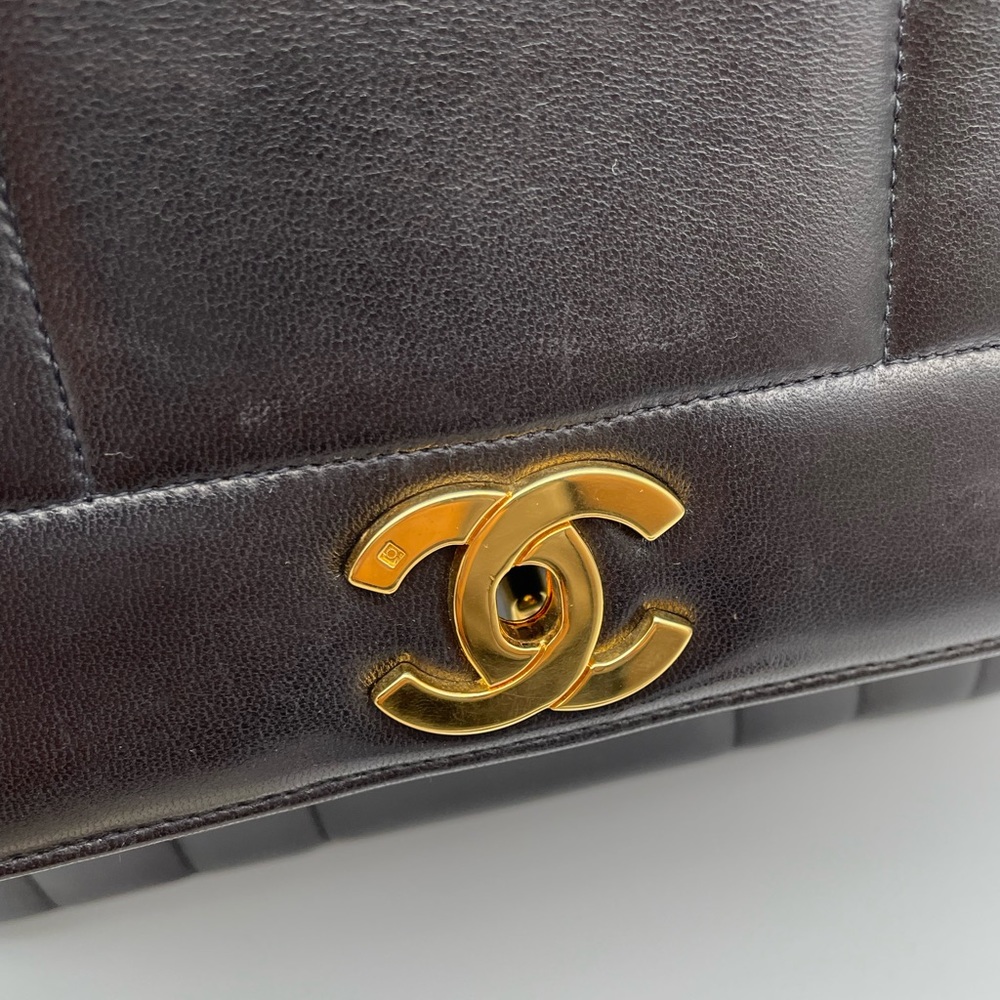 Chanel - Picture 12 of 16